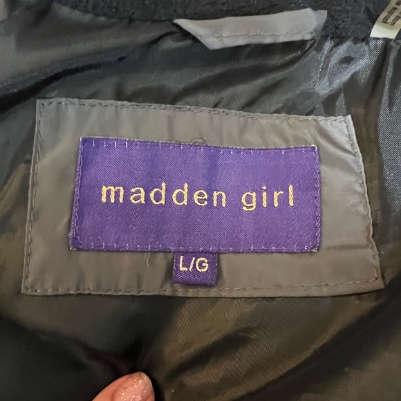 Madden Girl puffy vest - Picture 8 of 8